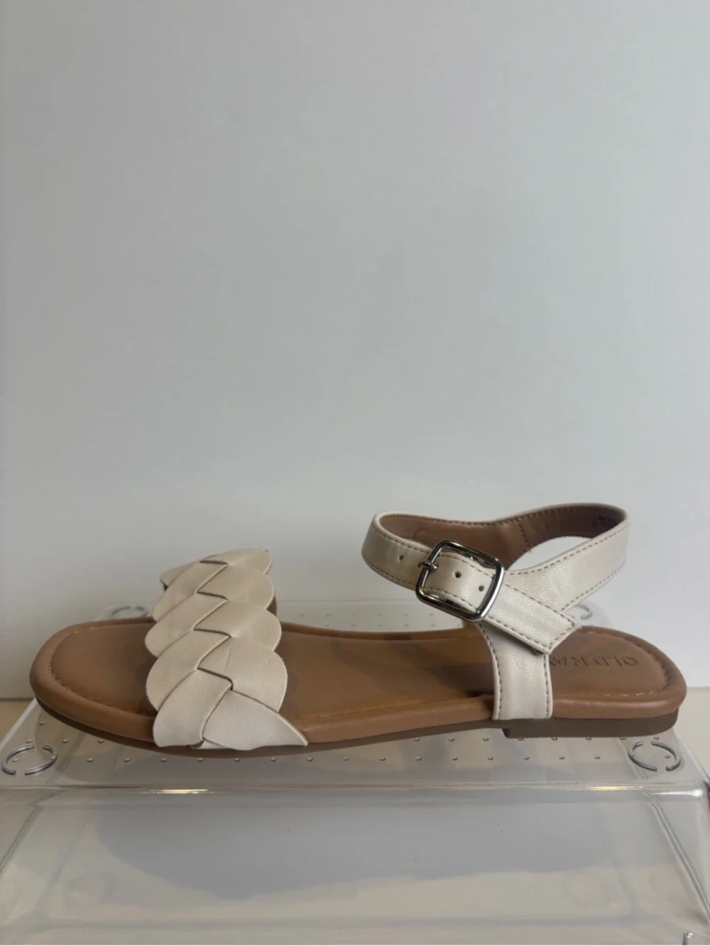 Old Navy Girls Size 1 Creme De La Creme Faux-Leather Braided Sandals